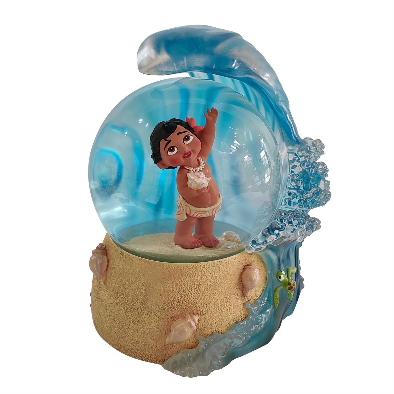 Baby Moana in waterball