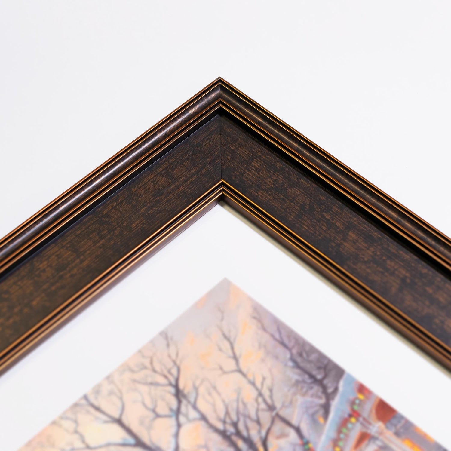Gallery Bronze Petite Frame Corner Sample