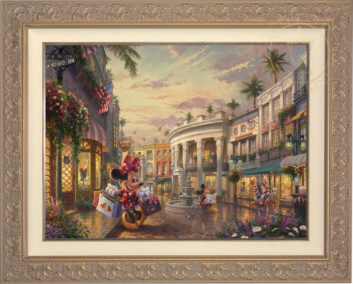 Minnie knows that a day full of shopping on Rodeo Drive isn’t complete without the perfect ensemble - Carrisa Frame