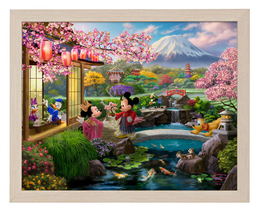Disney - Mickey and Minnie in Japan
