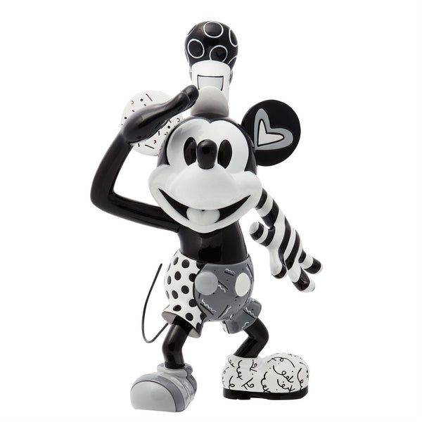 steamboat_willie_frontview_gra