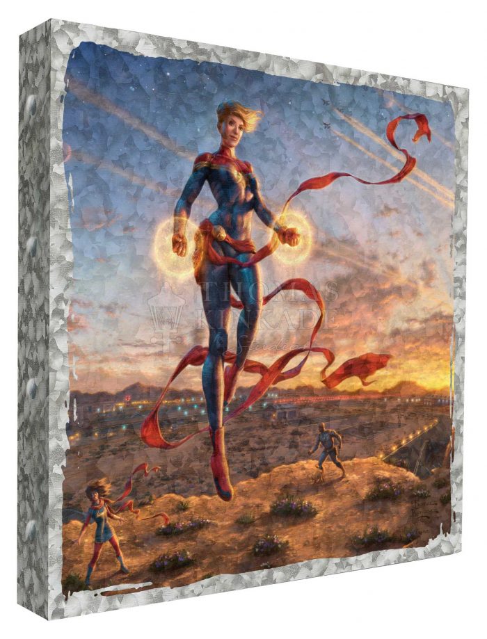 Captain Marvel - Metal Box Art