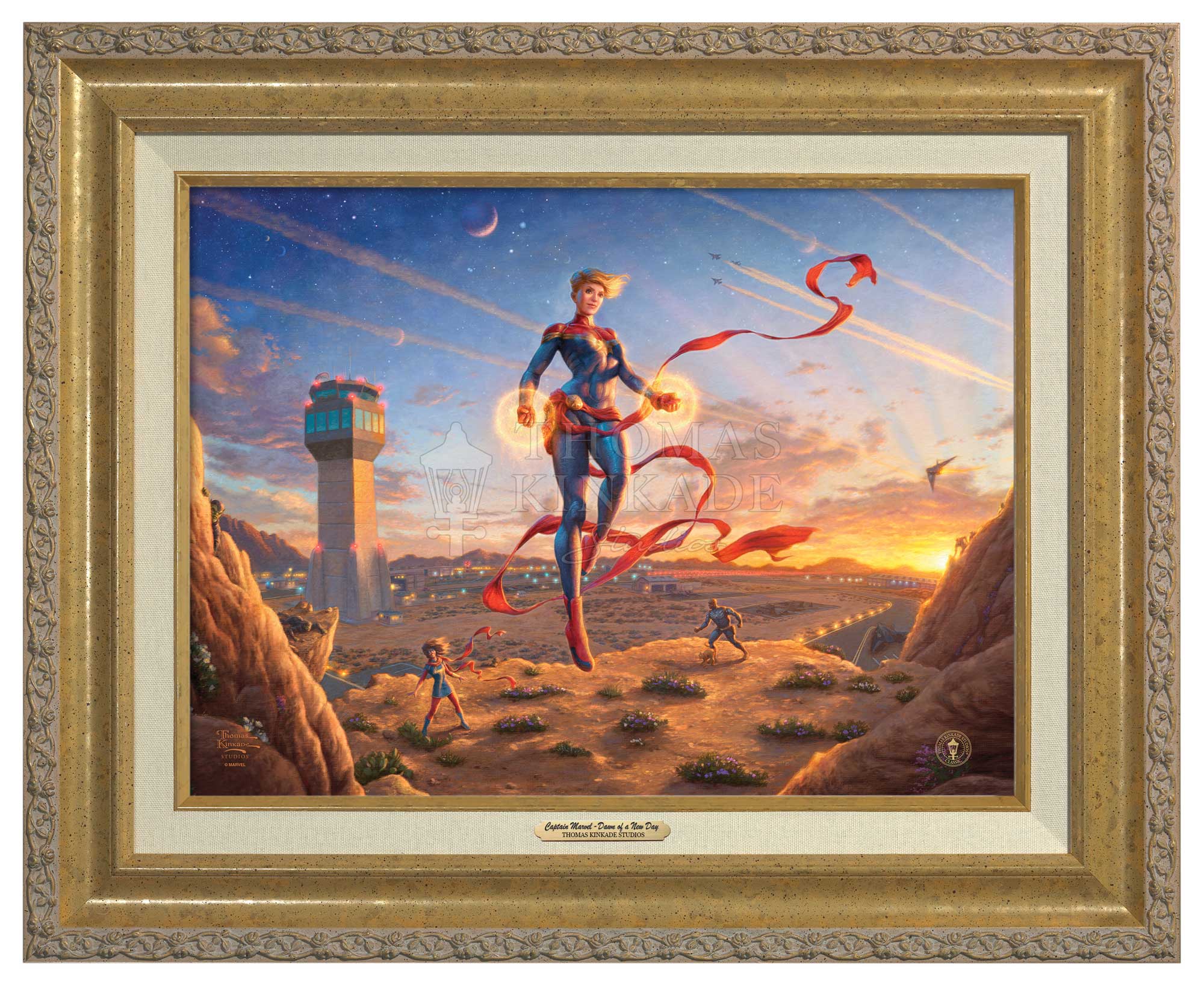 Captain Marvel - Classic Antique Gold Frame