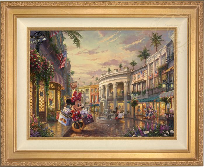 Minnie knows that a day full of shopping on Rodeo Drive isn’t complete without the perfect ensemble - Antique Gold Frame